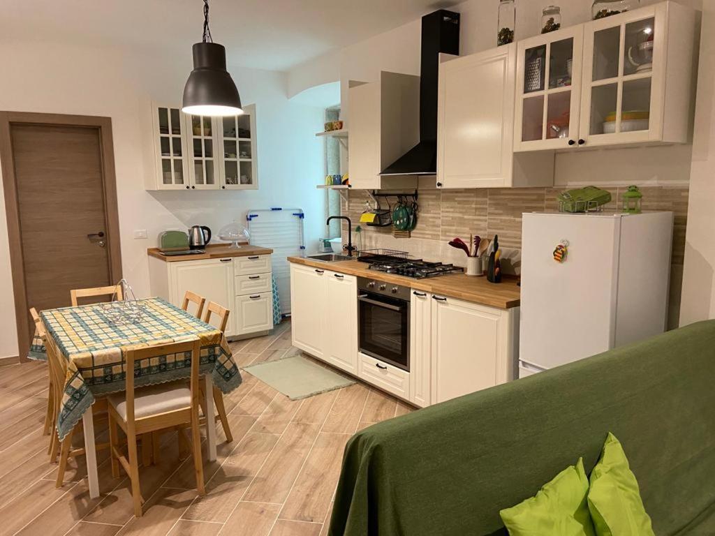 Casa Vacanze Nuanua Triëst Buitenkant foto